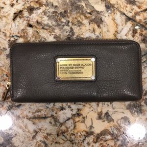 Marc Jacobs Zip Wallet